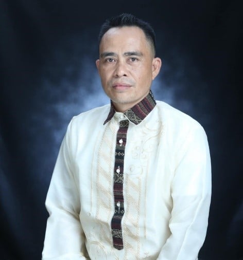 IAN P. LOVETE